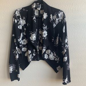 Black and white floral light weight blazer